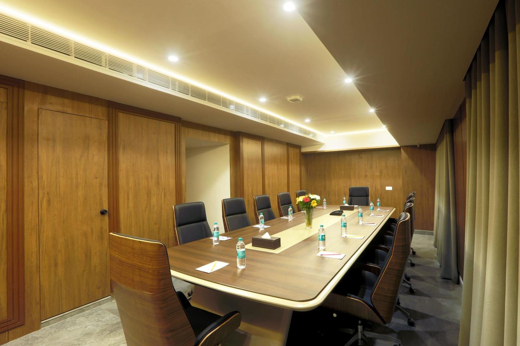 Hotel Sterling Plaza- Bangalore International Airport Dod Jala Zewnętrze zdjęcie