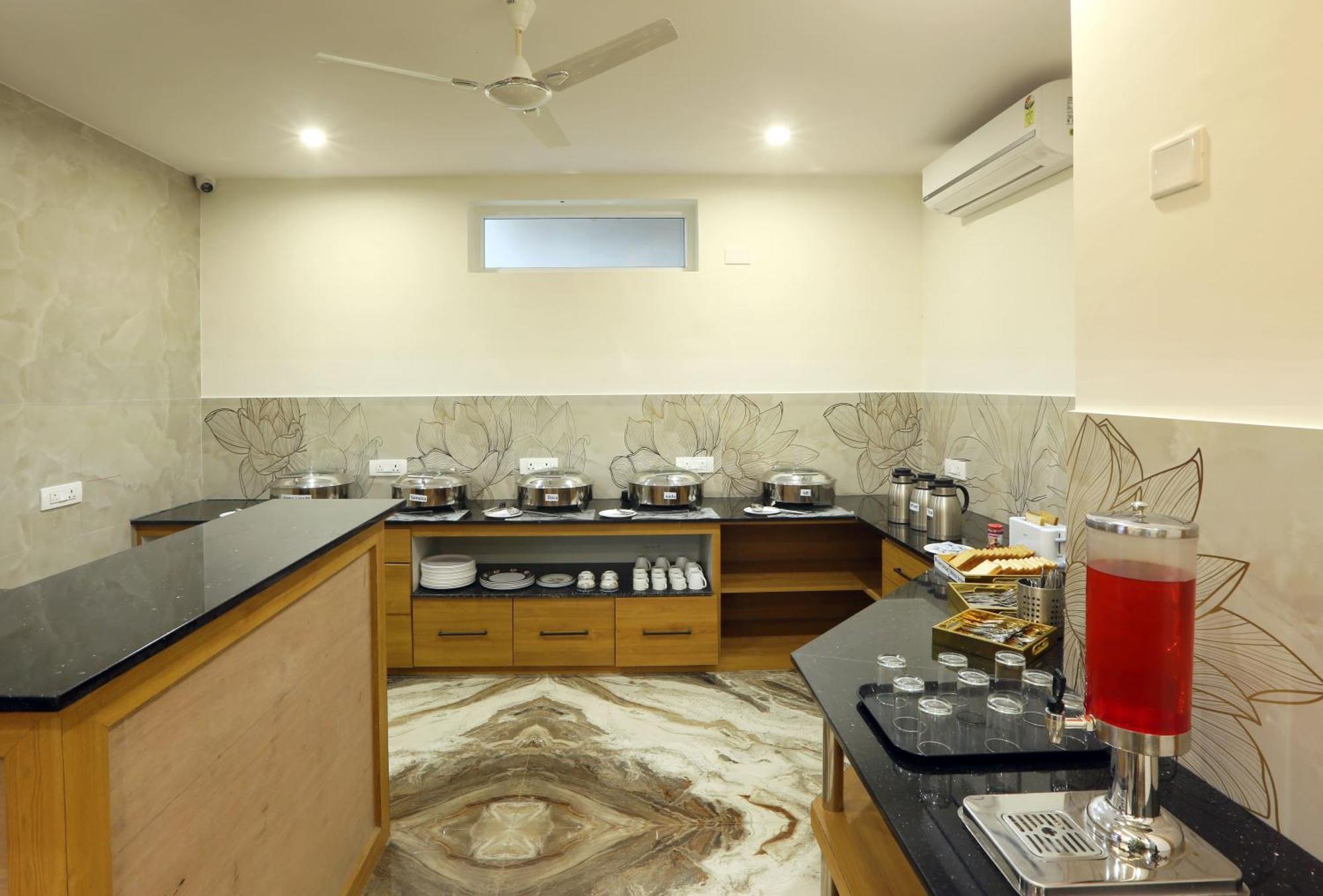 Hotel Sterling Plaza- Bangalore International Airport Dod Jala Zewnętrze zdjęcie