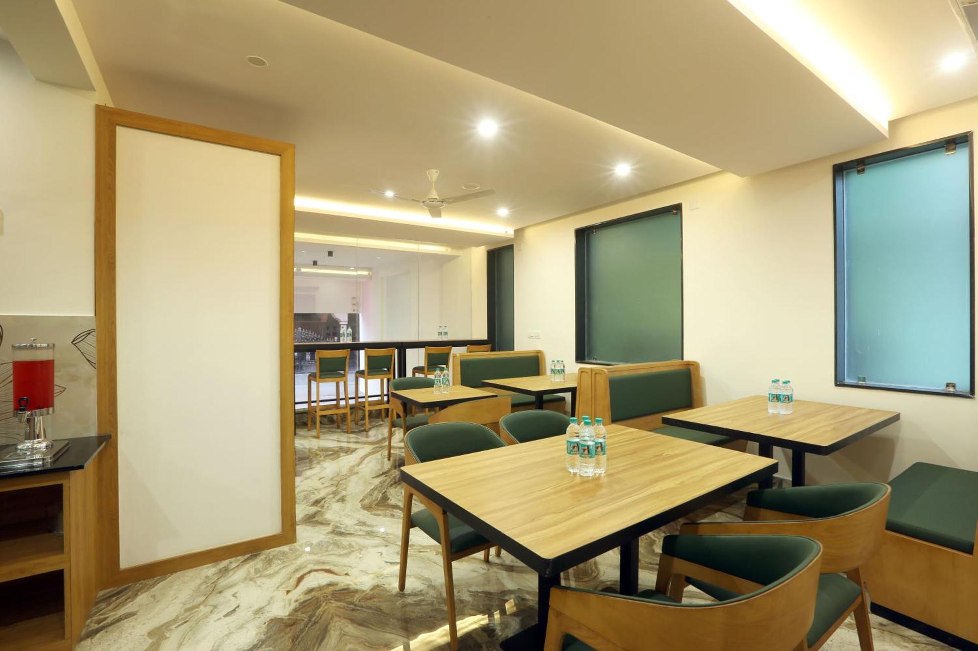 Hotel Sterling Plaza- Bangalore International Airport Dod Jala Zewnętrze zdjęcie