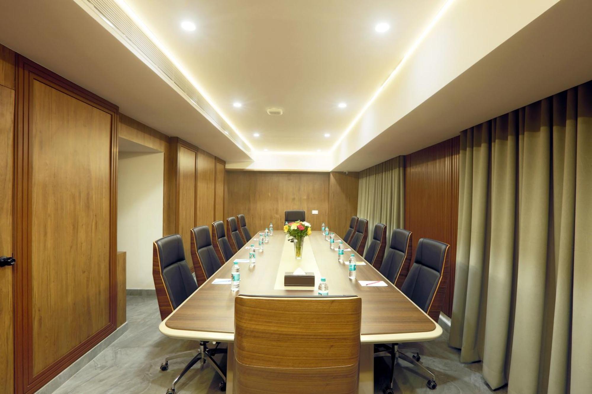 Hotel Sterling Plaza- Bangalore International Airport Dod Jala Zewnętrze zdjęcie